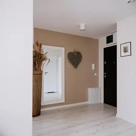 Old Town Wroclaw-2floor Private Parking Apartament