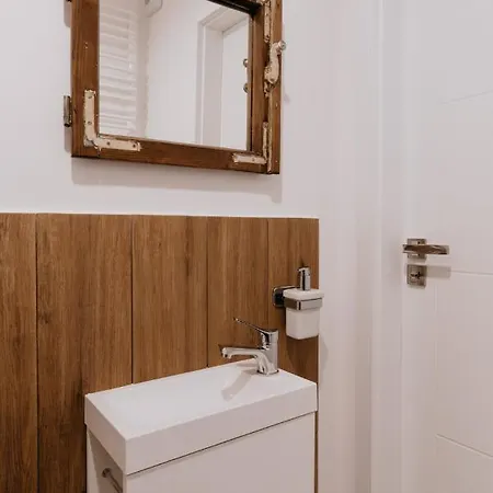 Apartment Old Town Wroclaw-2floor Private Parking