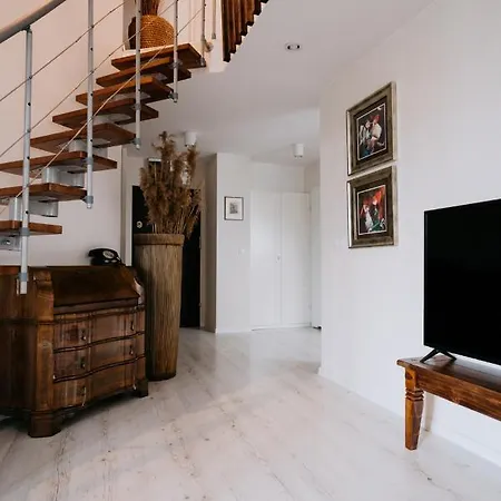 Old Town Wroclaw-2floor Private Parking Apartment
